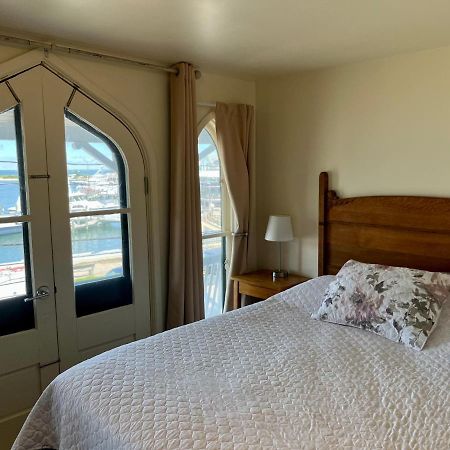 Hotel The Attleboro House Oak Bluffs Exterior foto